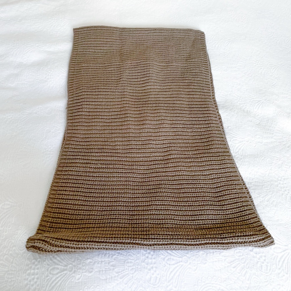 Beige Ribbed Knit Loop Infinity Scarf - Picture 2 of 4